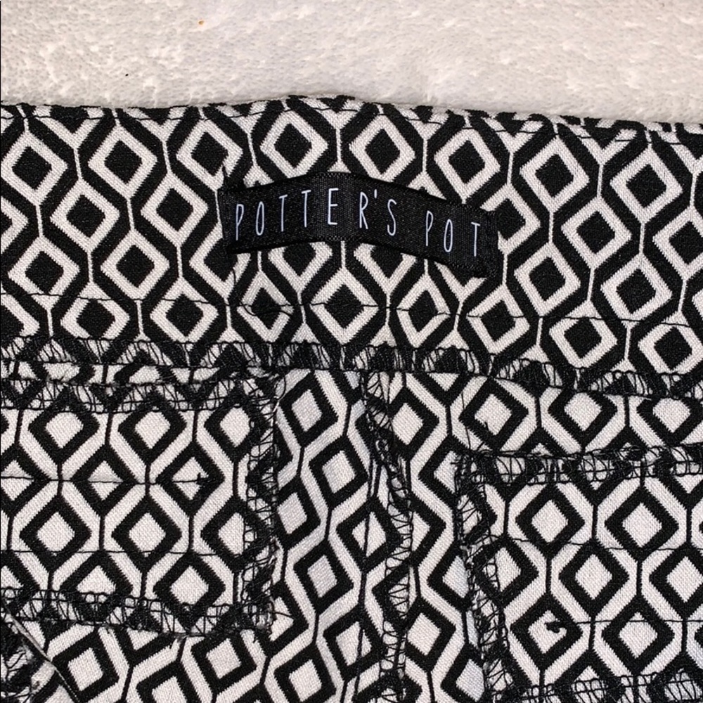 Boutique | Potter’s Pot pants - Picture 2 of 6